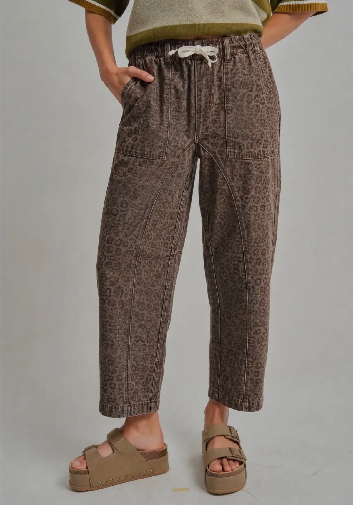 Mocha Vintage Leopard Pant