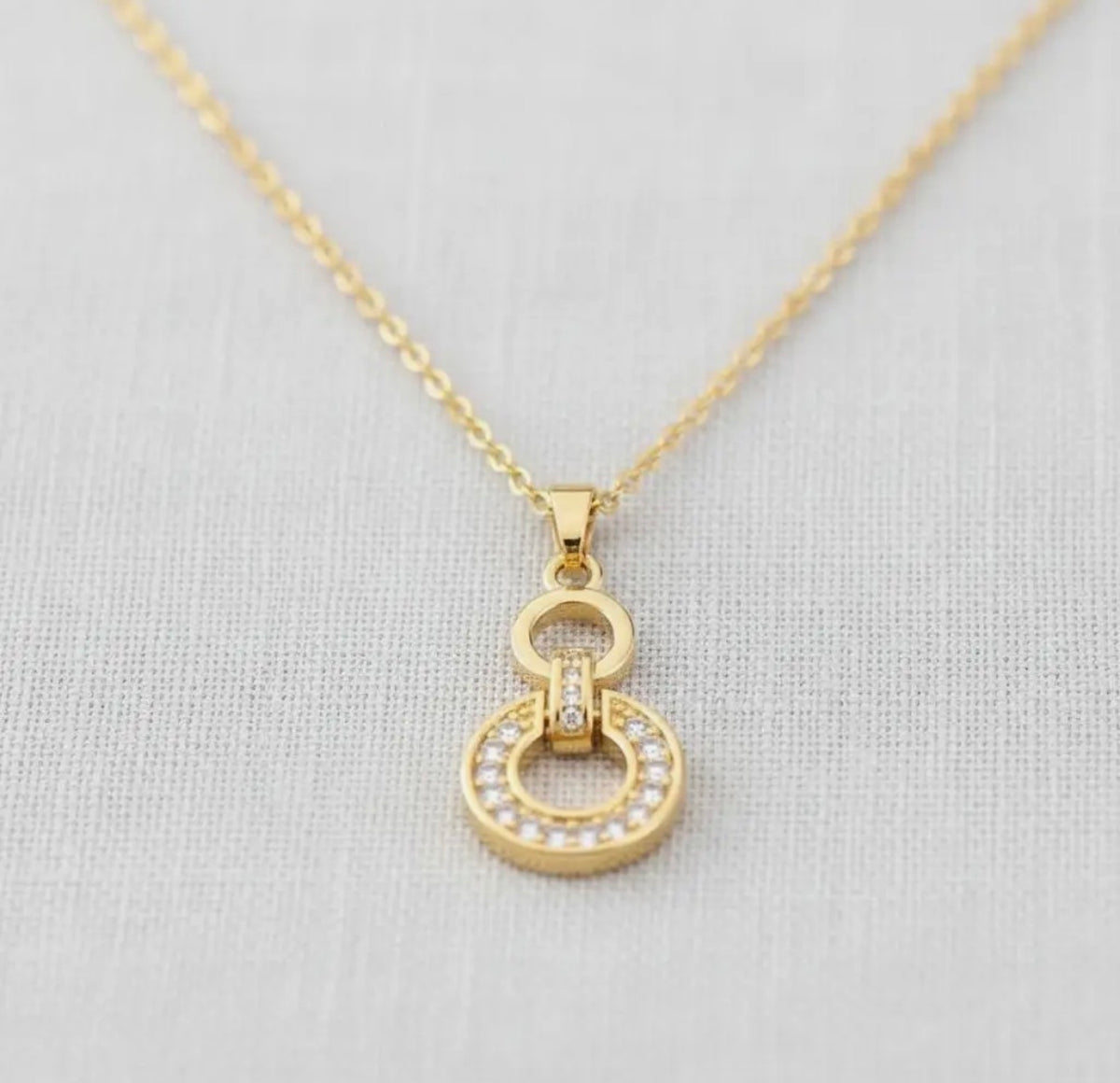 Pavé Circle Toggle Necklace