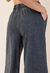Weekend Wanderers Pant