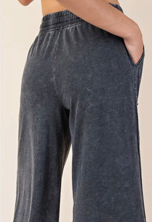 Weekend Wanderers Pant